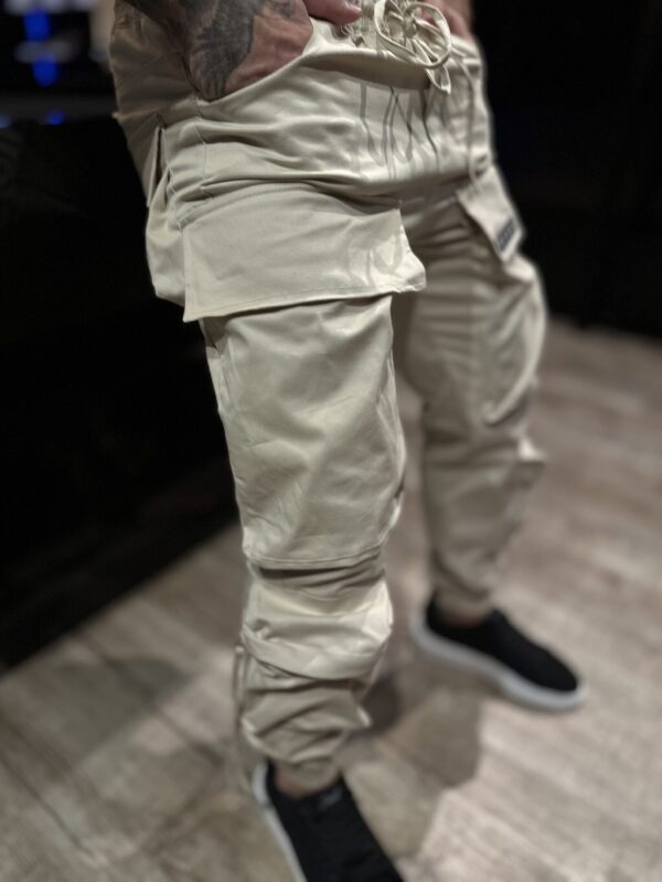 CALÇA JOGGER BIG POCKET CREAM - Imagem 3