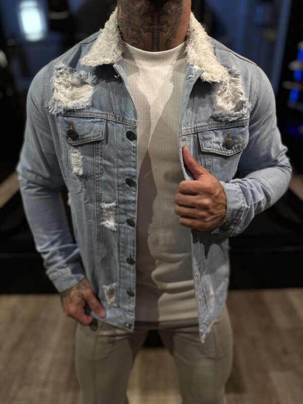JAQUETA JEANS CLARA KWP PELO GOLA