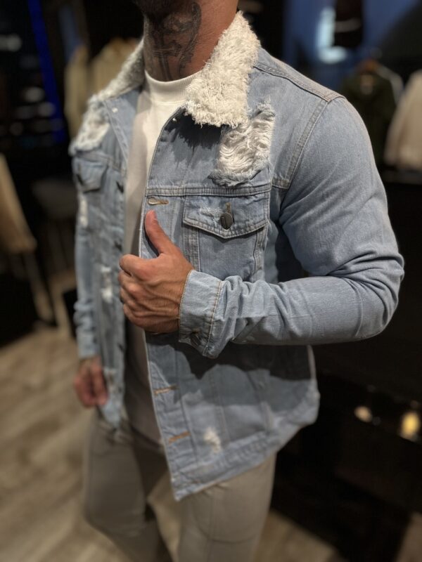 JAQUETA JEANS CLARA KWP PELO GOLA - Imagem 3
